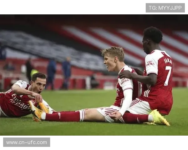 阿森纳4-1热刺赢北伦敦德比，埃泽帽子戏法助枪手6分领跑